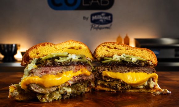 HAMBURGUESA EXPLOSIÓN DE CHEDDAR